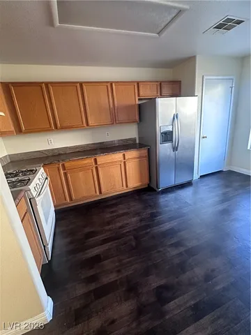 $2,100 | 7732 Donald Nelson Avenue, Las Vegas, NV 89131