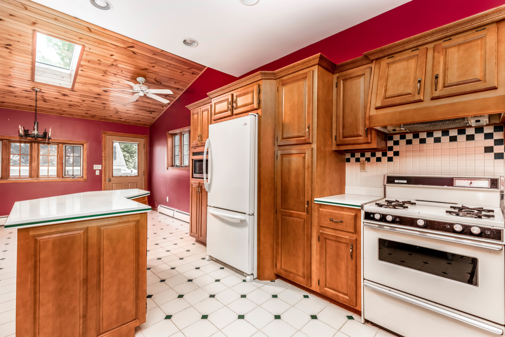 809 Ottawa Avenue Ottawa, IL 61350 - Photo 13 of 39 a kitchen with stainless steel appliances granite countertop a refrigerator and a stove
