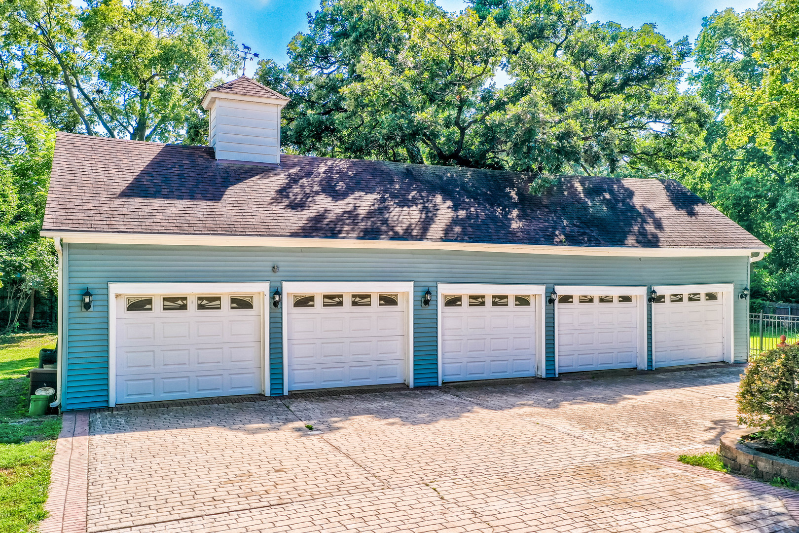 809 Ottawa Avenue Ottawa, IL 61350 - Photo 33 of 39 a view of a outdoor space