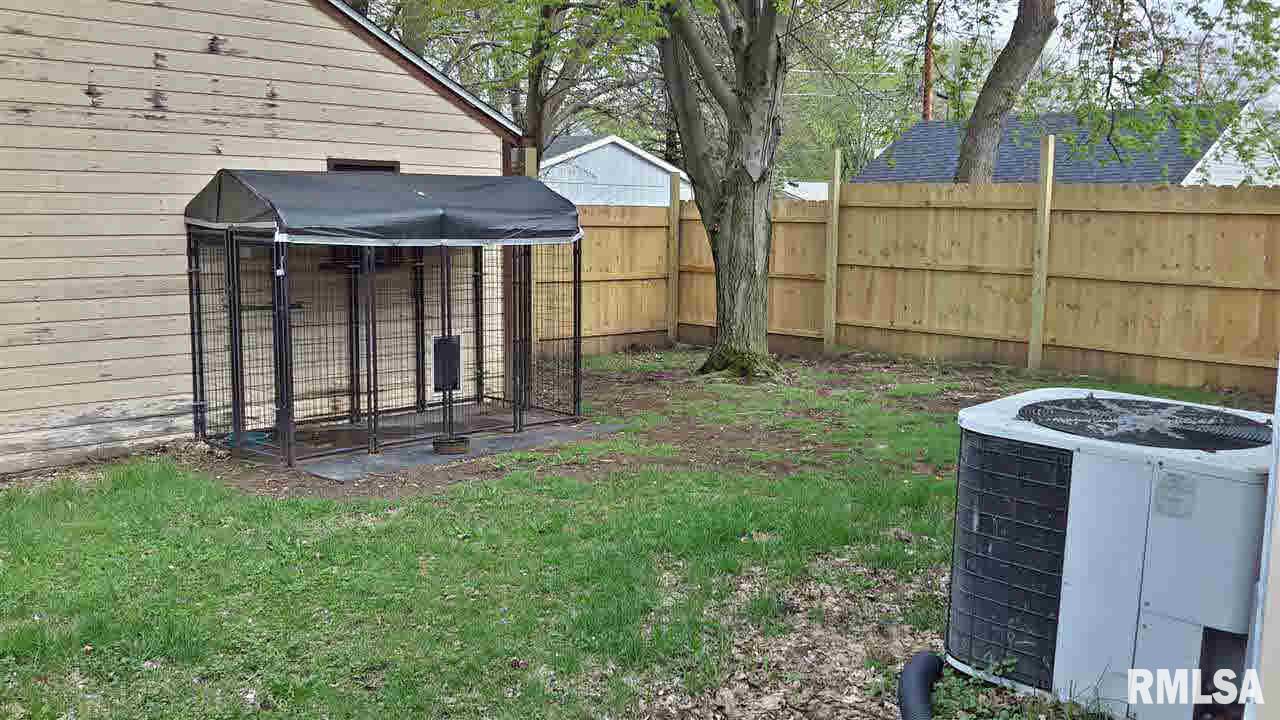 2047 36th Street Rock Island, IL 61201 - Photo 15 of 16