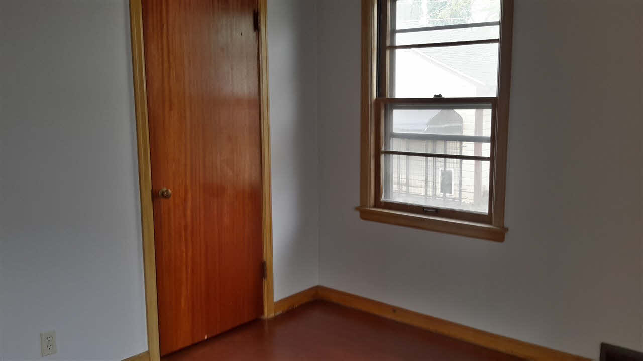 2047 36th Street Rock Island, IL 61201 - Photo 8 of 16