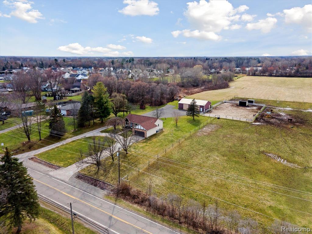4163 North Gale Road Davison, MI 48423 - Photo 45 of 60