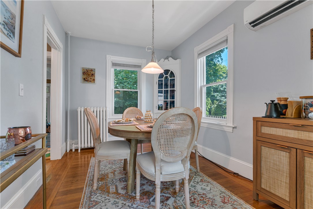 3 Sycamore Street Newport, RI 02840 - Photo 7 of 41