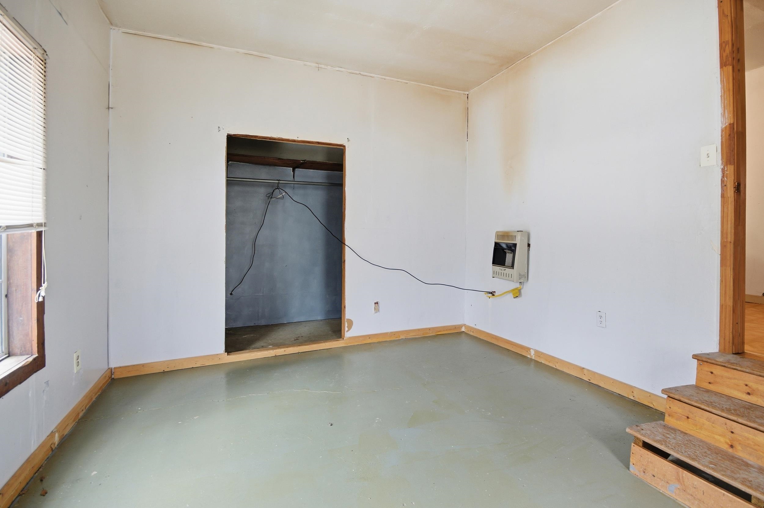 12 East Peebles Road Memphis, TN 38109 - Photo 17 of 33