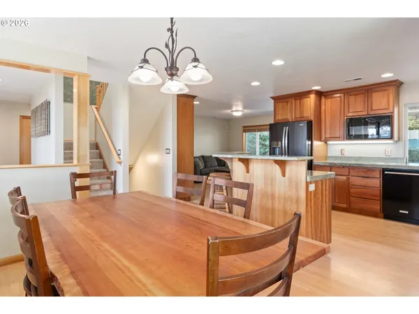 $850,000 | Monroe, Eugene, OR 97405