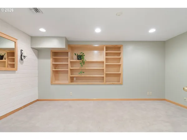 $850,000 | Monroe, Eugene, OR 97405