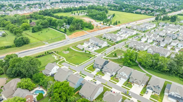 $825,000 | 2110 Lequire Lane, Spring Hill, TN 37174