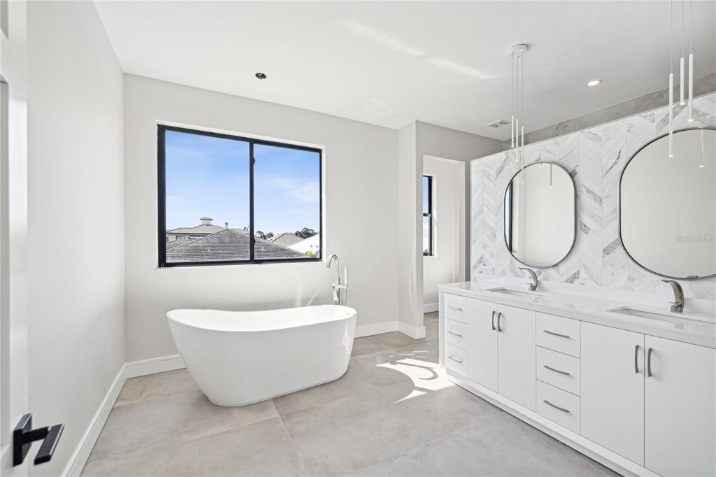 116 Wimbledon Court Redington Shores, FL 33708 - Photo 17 of 40