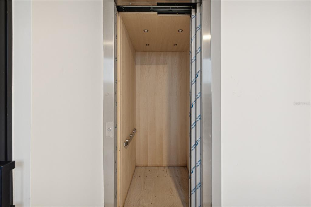 116 Wimbledon Court Redington Shores, FL 33708 - Photo 23 of 40