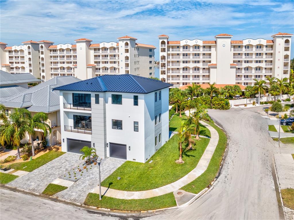 116 Wimbledon Court Redington Shores, FL 33708 - Photo 36 of 40