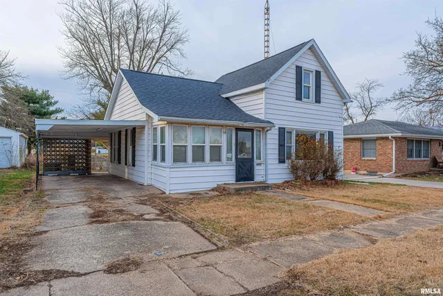 $79,900 | 116 South Logan Street, Mason City, IL 62664