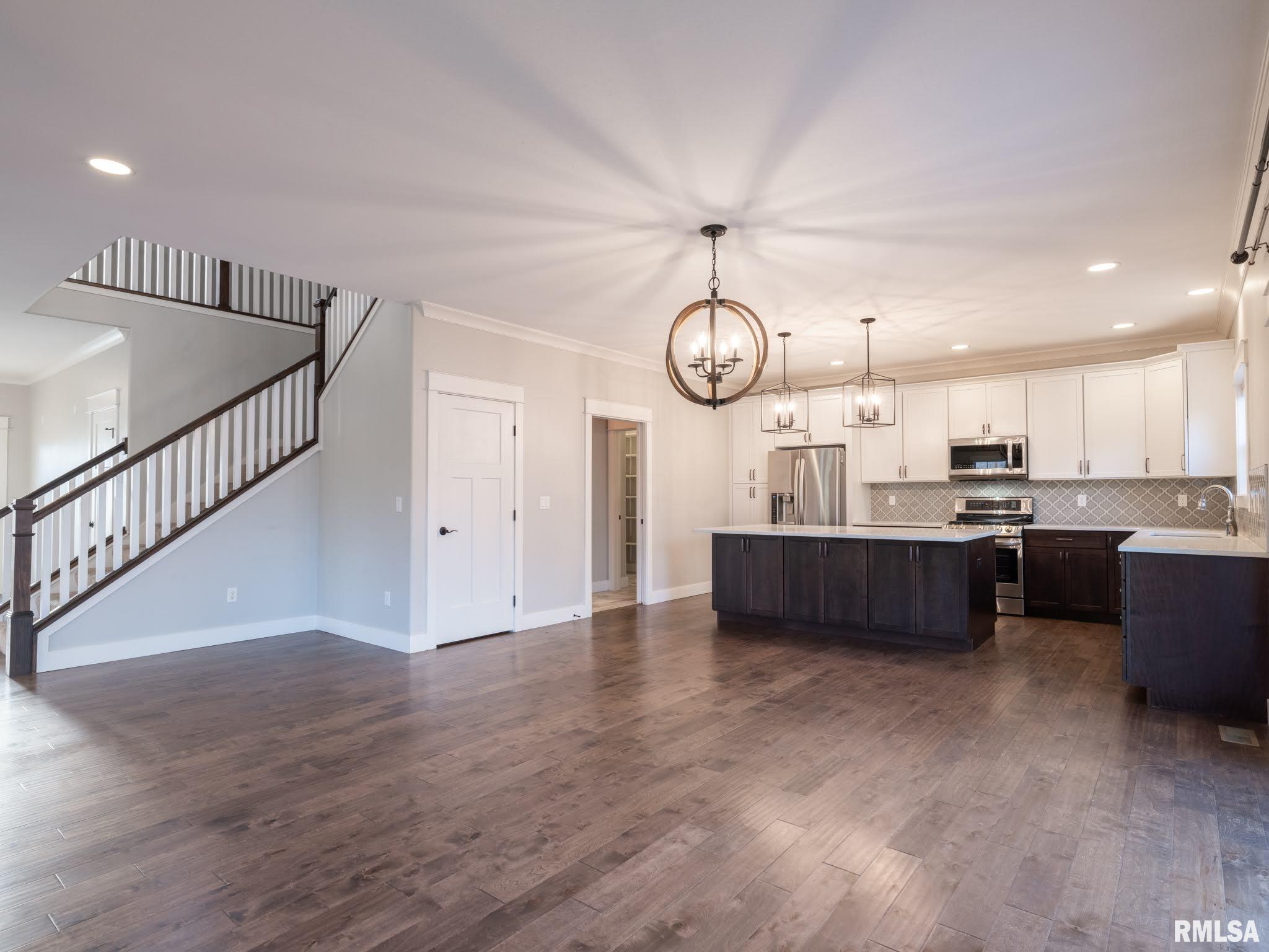 1411 Eagle Avenue Washington, IL 61571 - Photo 11 of 64