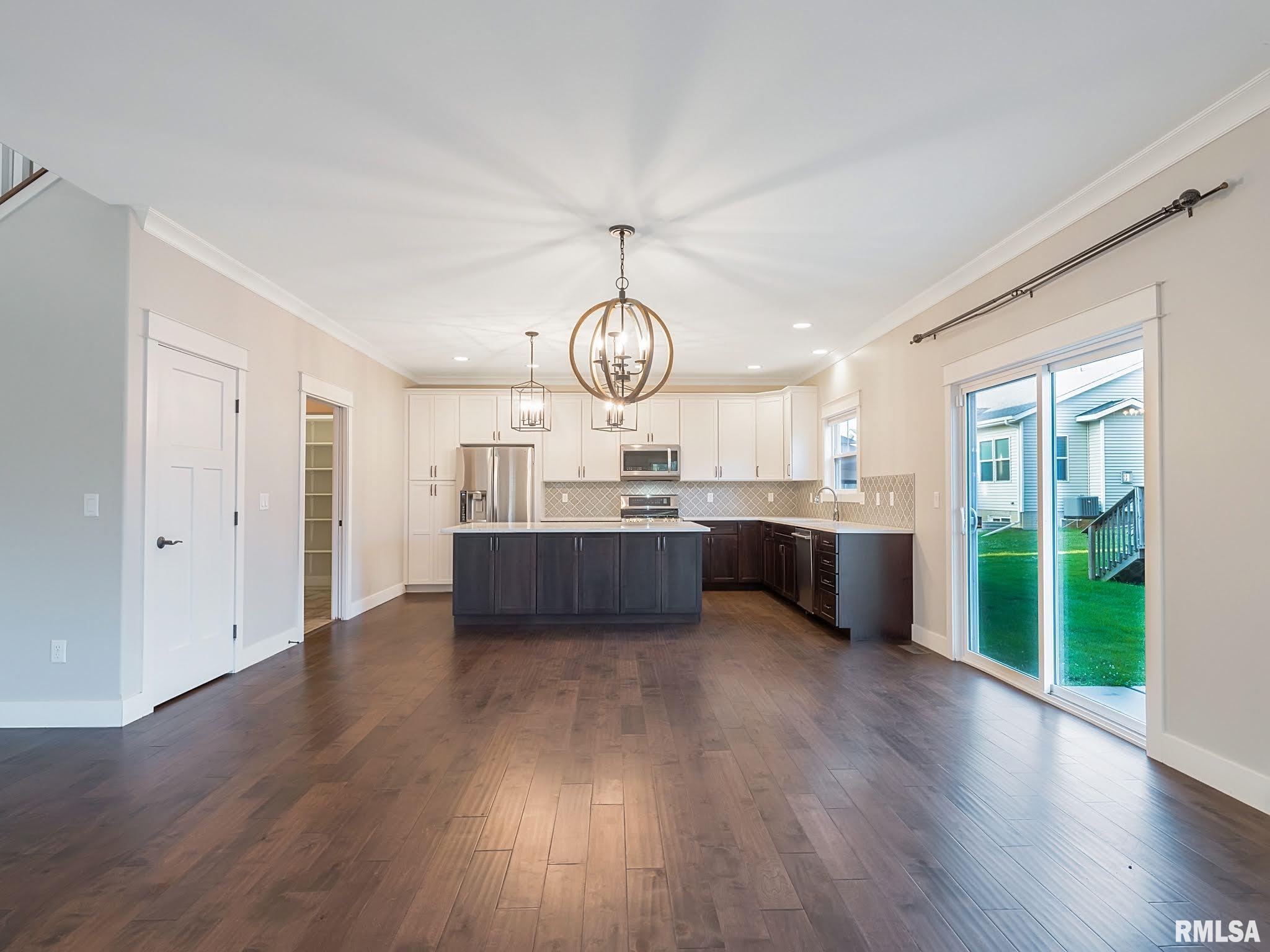 1411 Eagle Avenue Washington, IL 61571 - Photo 13 of 64