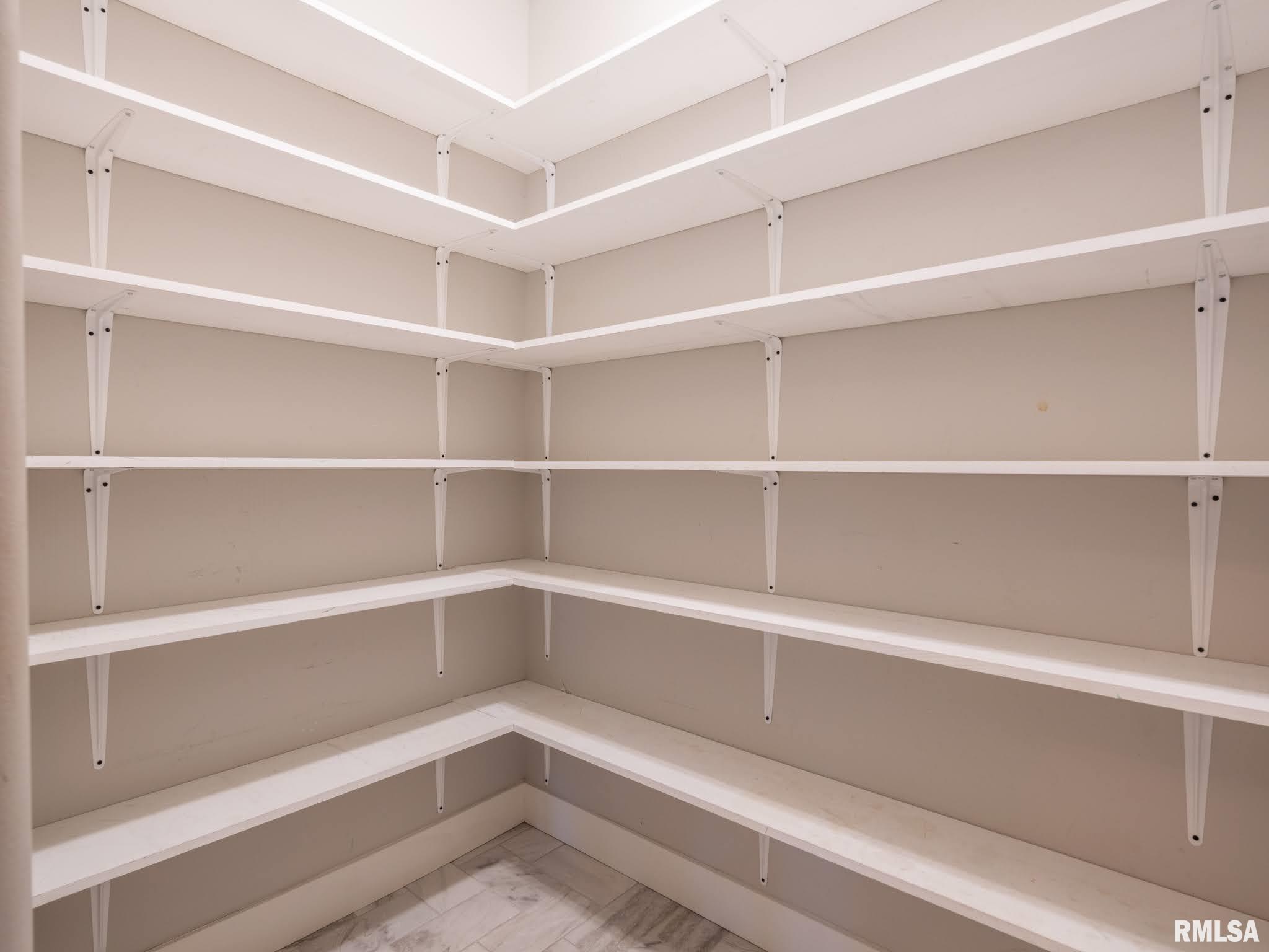 1411 Eagle Avenue Washington, IL 61571 - Photo 19 of 64