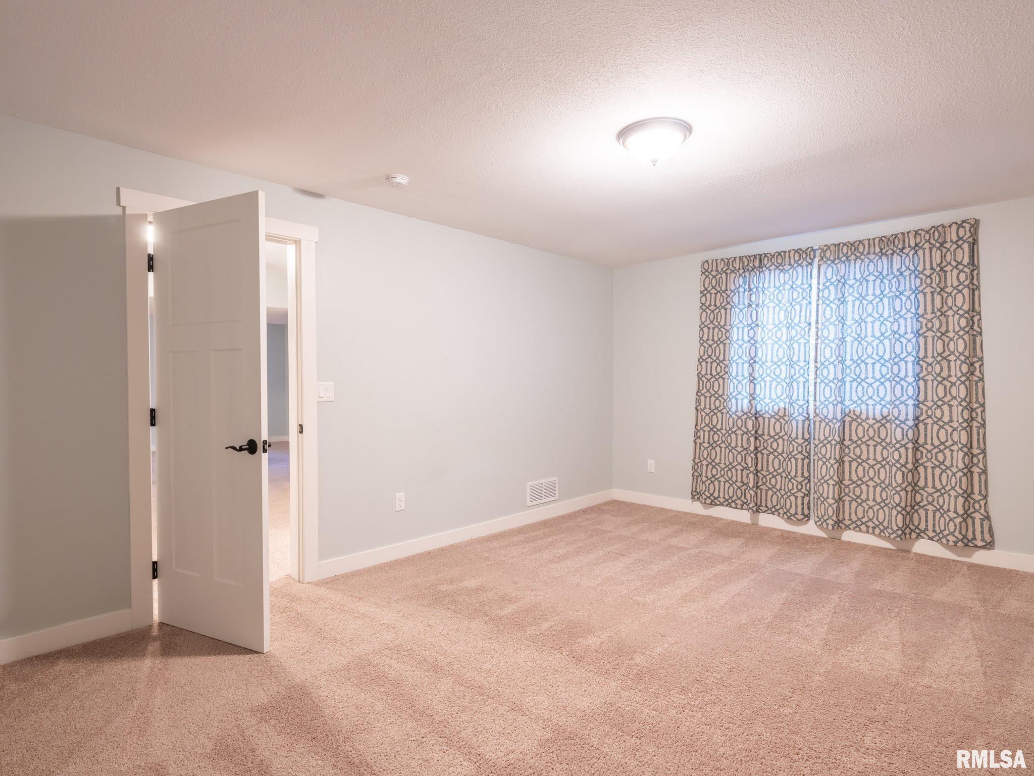 1411 Eagle Avenue Washington, IL 61571 - Photo 49 of 64