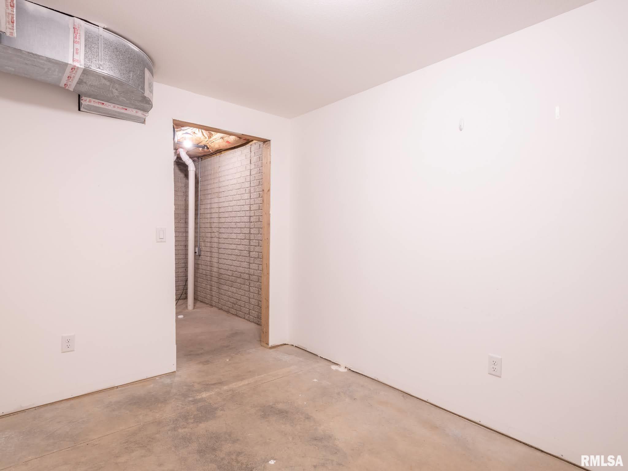 1411 Eagle Avenue Washington, IL 61571 - Photo 53 of 64