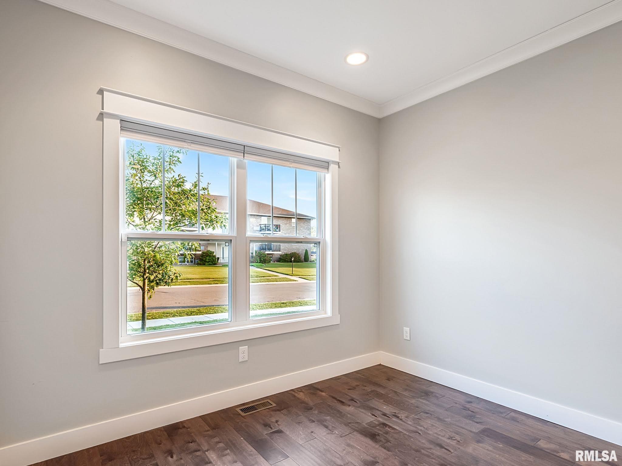 1411 Eagle Avenue Washington, IL 61571 - Photo 7 of 64