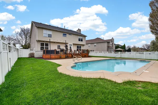 $650,000 | 24240 Lavergne Street, Plainfield, IL 60585