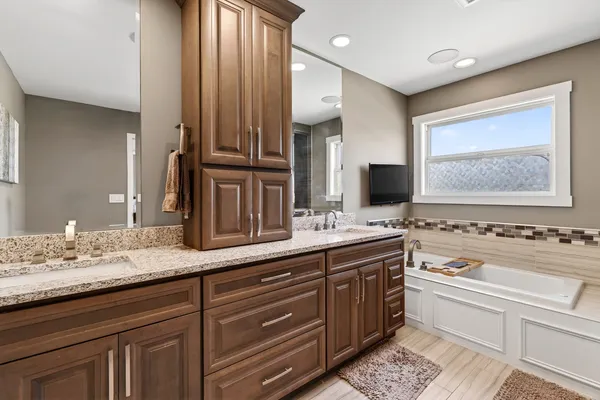 $650,000 | 24240 Lavergne Street, Plainfield, IL 60585