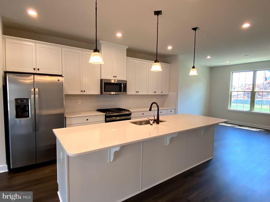 14126 Jaeger Road Clarksburg, MD 20871 - Photo 9 of 36 Gallery Image 9