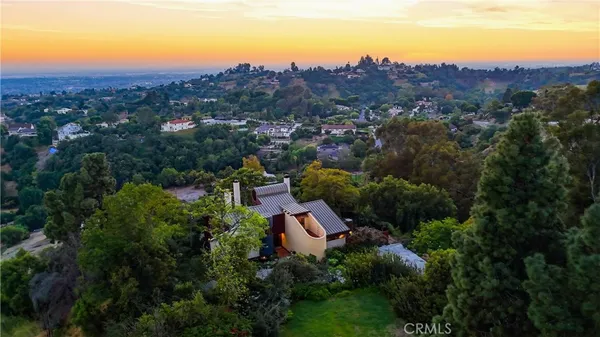 $2,348,000 | 2421 Ardsheal Drive, La Habra Heights, CA 90631