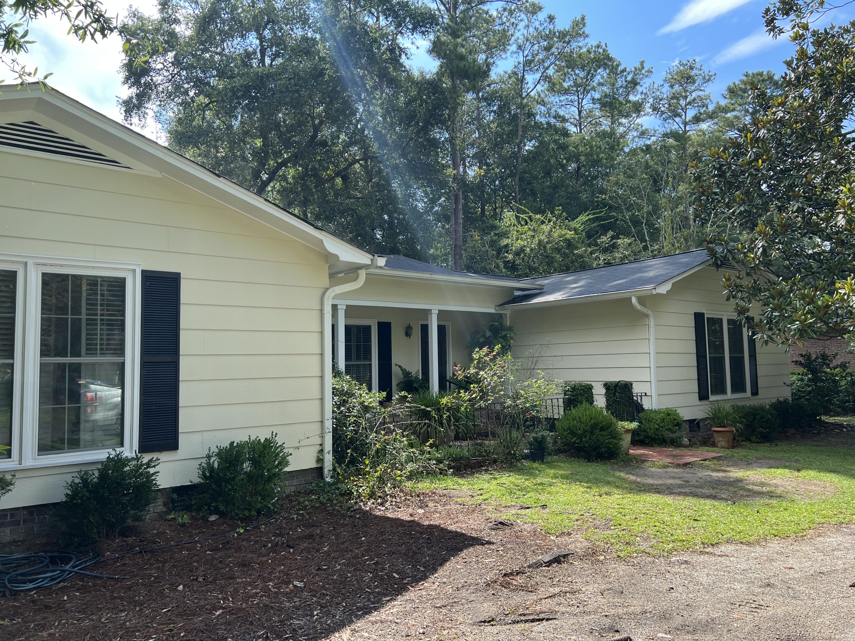 201 Silverhill Road Walterboro, SC 29488 - Photo 3 of 68 5625196B-39D0-4566-920B-2EDFF8209D4A