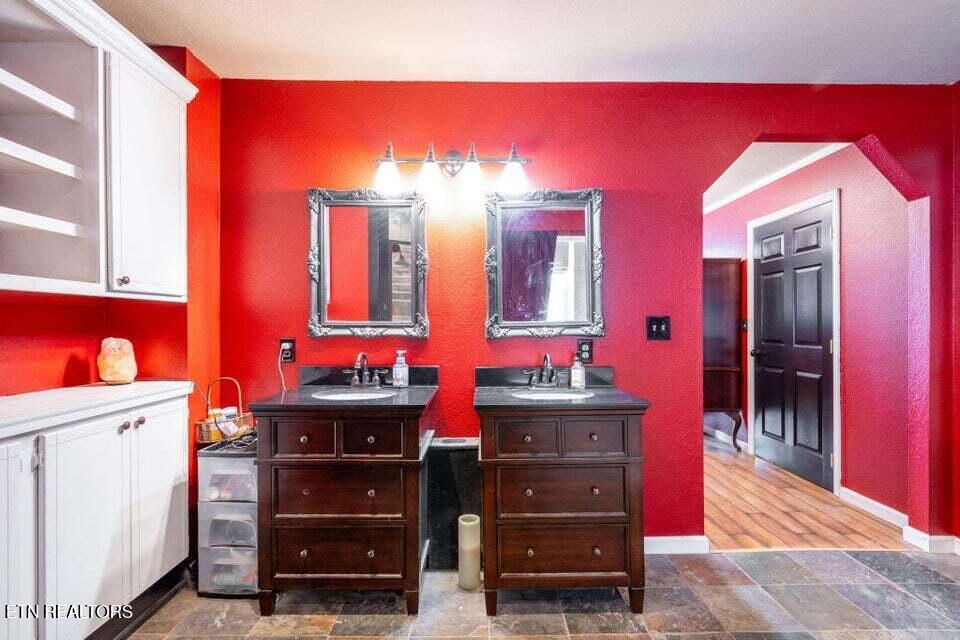 264 Harlee Vista Road Pikeville, TN 37367 - Photo 16 of 44 16