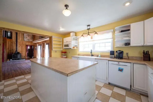 $595,000 | 264 Harlee Vista Road, Pikeville, TN 37367