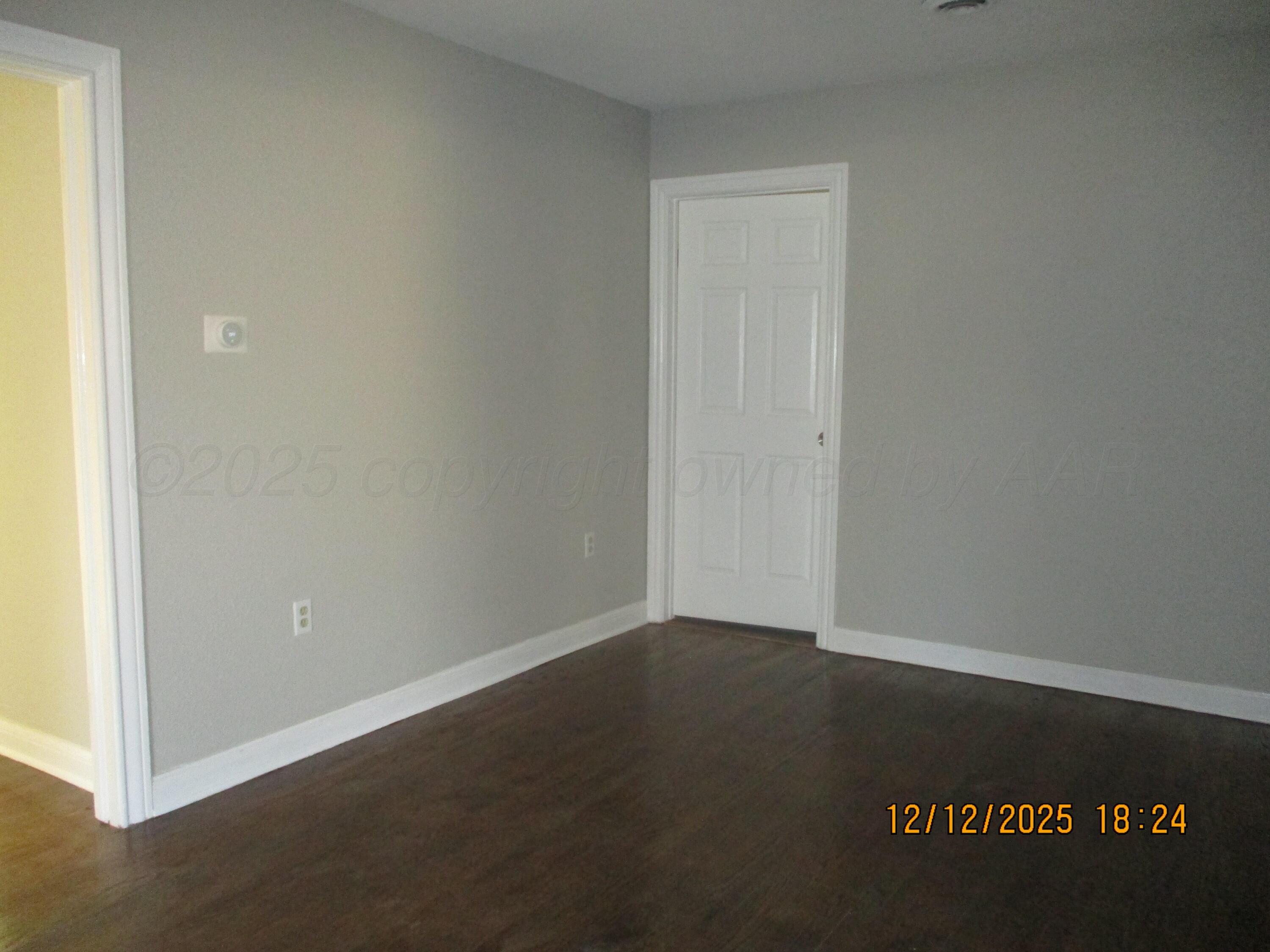 3108 South Tyler Street Amarillo, TX 79109 - Photo 3 of 11 a view of an empty room