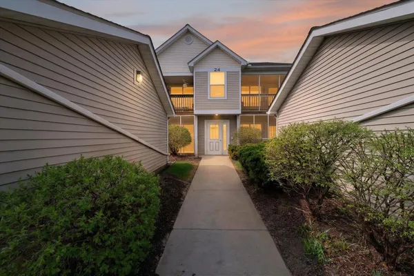 $279,900 | 1523 Long Meadow Trail Drive, Ann Arbor, MI 48108
