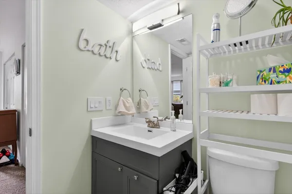 $279,900 | 1523 Long Meadow Trail Drive, Ann Arbor, MI 48108