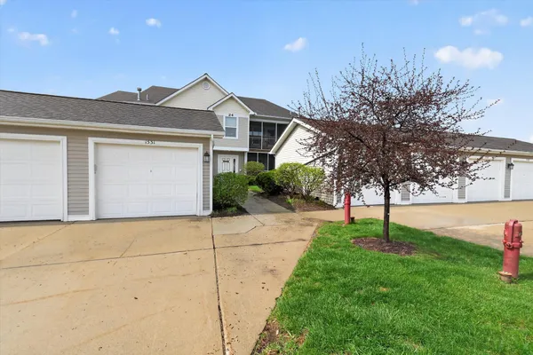 $279,900 | 1523 Long Meadow Trail Drive, Ann Arbor, MI 48108