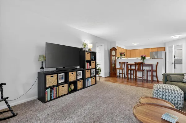 $279,900 | 1523 Long Meadow Trail Drive, Ann Arbor, MI 48108