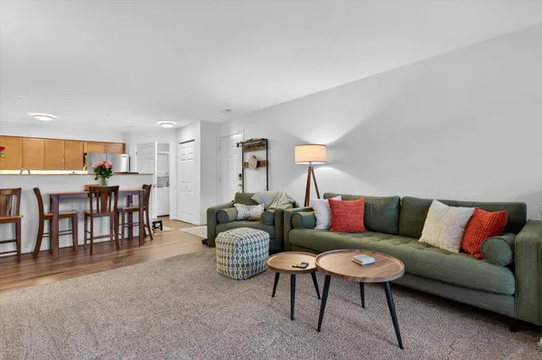 $279,900 | 1523 Long Meadow Trail Drive, Ann Arbor, MI 48108