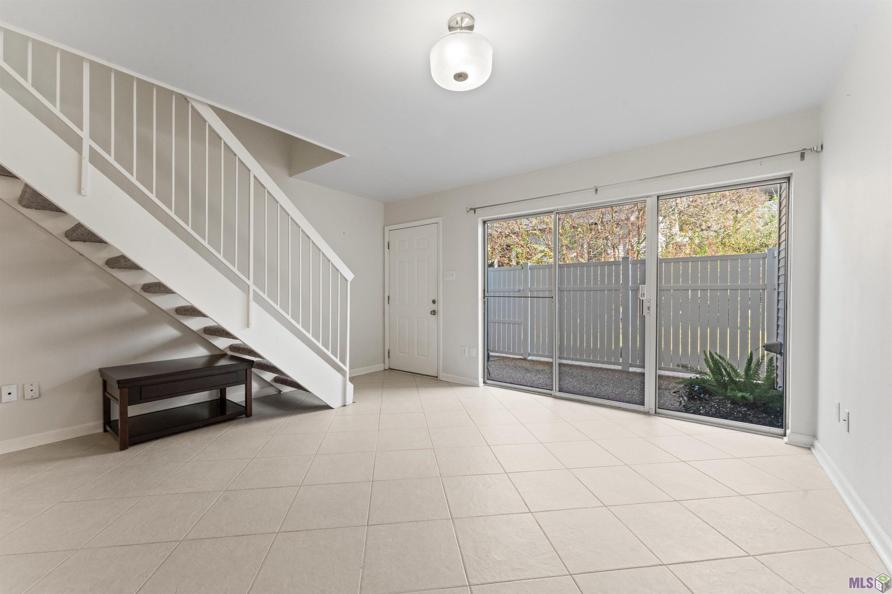 454 West Parker Boulevard, Unit A6 Baton Rouge, LA 70808 - Photo 4 of 10