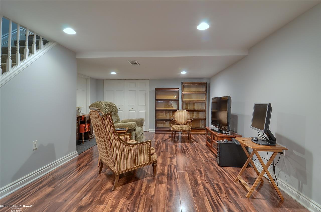 1800 North Adams Road Rochester Hills, MI 48306 - Photo 33 of 43