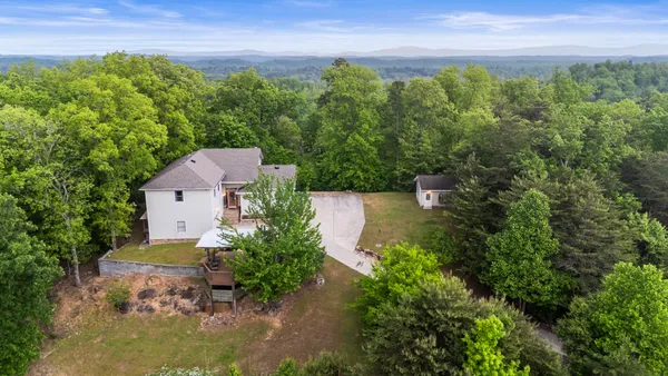 $929,000 | 7128 White Oak Valley Road, McDonald, TN 37353