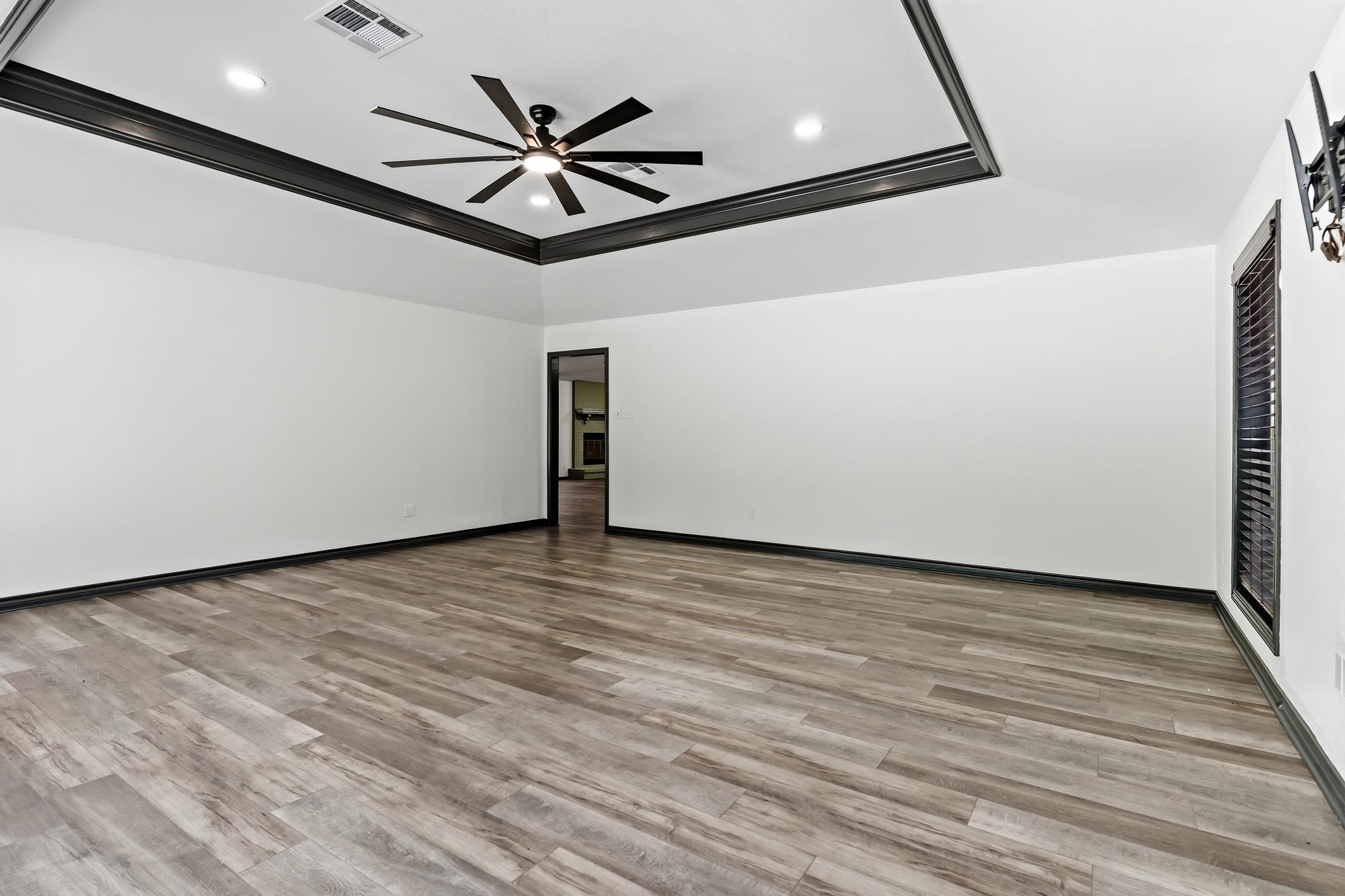 8295 Winzer Road Beaumont, TX 77705 - Photo 20 of 43