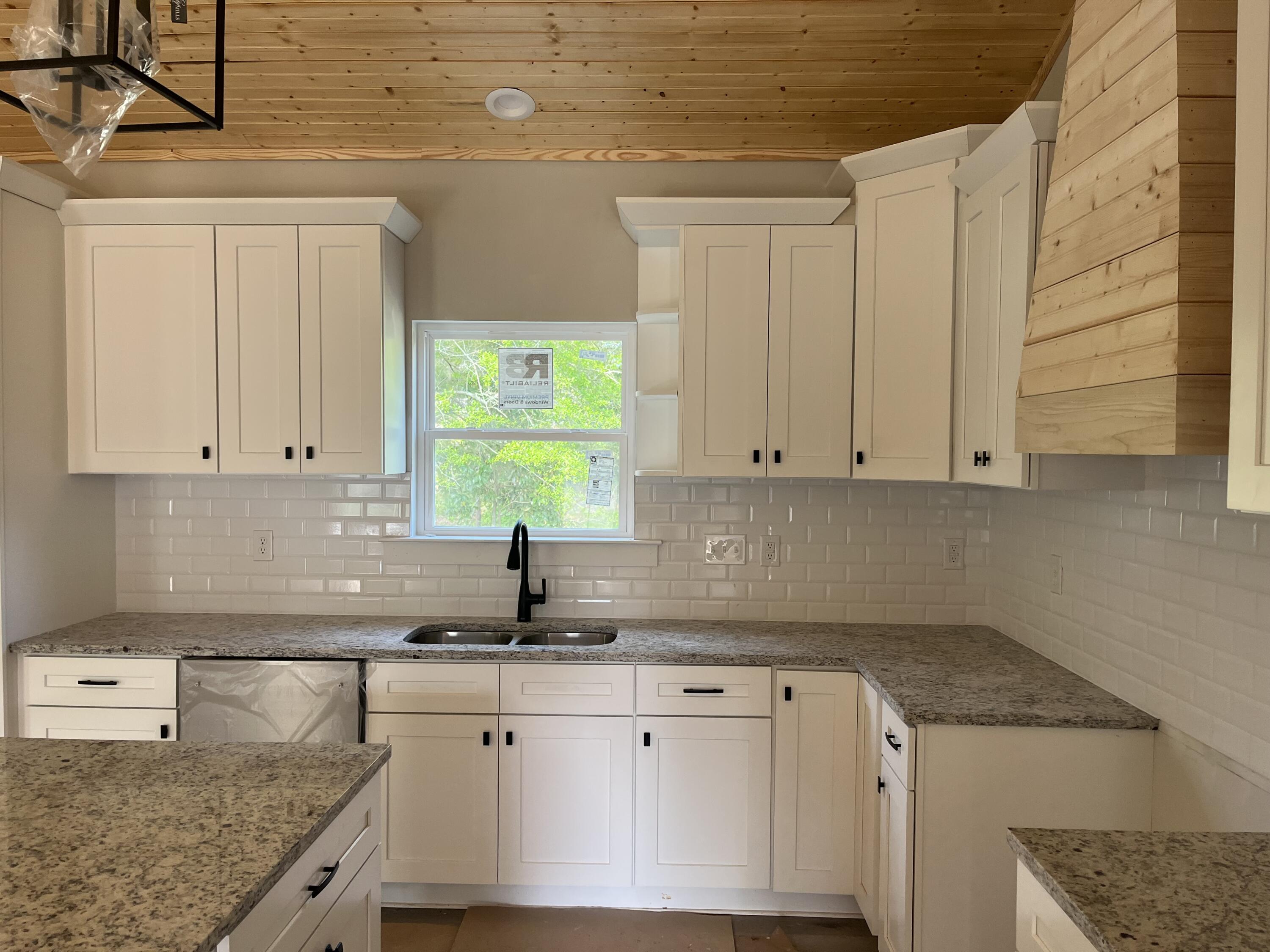 1691 Bennett Circle Holly Hill, SC 29059 - Photo 2 of 20 IMG_0112