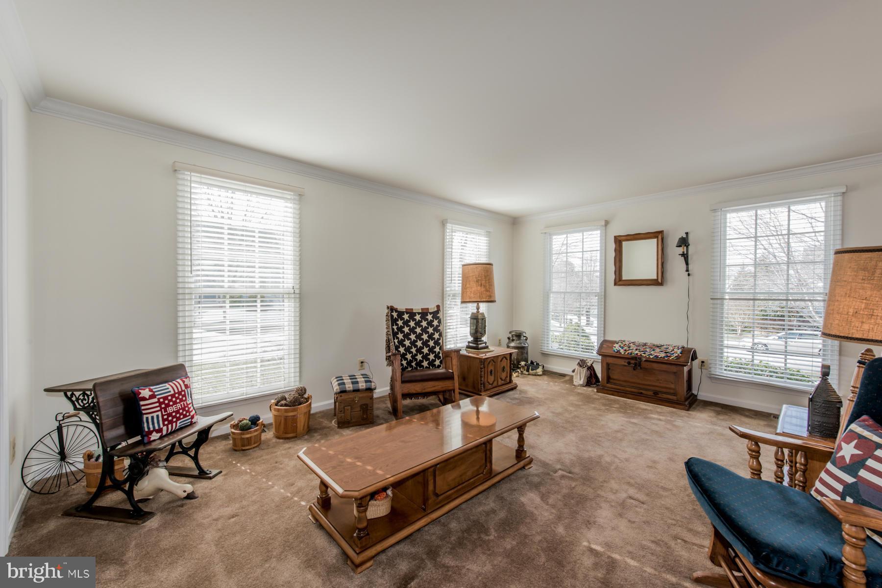 6400 Reedy Song Knoll Clarksville, MD 21029 - Photo 3 of 30 Living Room