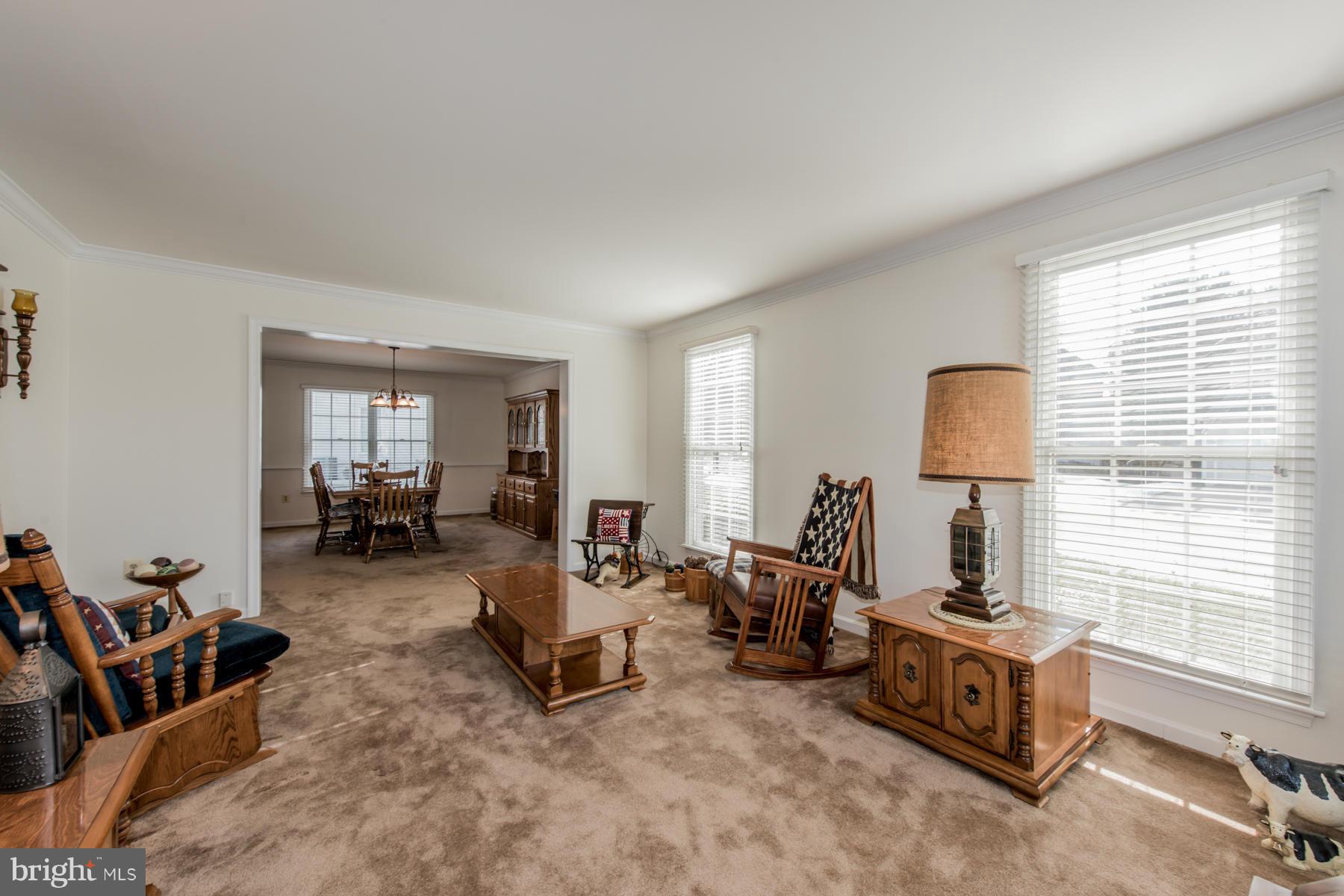 6400 Reedy Song Knoll Clarksville, MD 21029 - Photo 5 of 30 Living Room