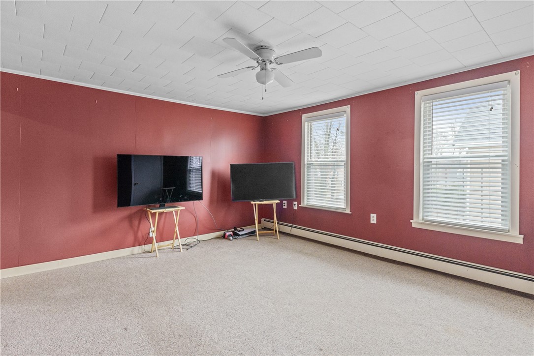 543 Smithfield Road North Smithfield, RI 02896 - Photo 23 of 28