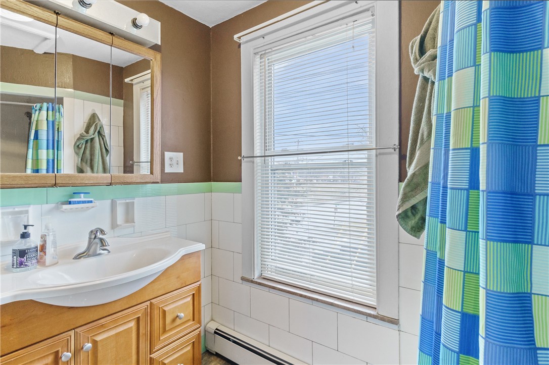 543 Smithfield Road North Smithfield, RI 02896 - Photo 25 of 28