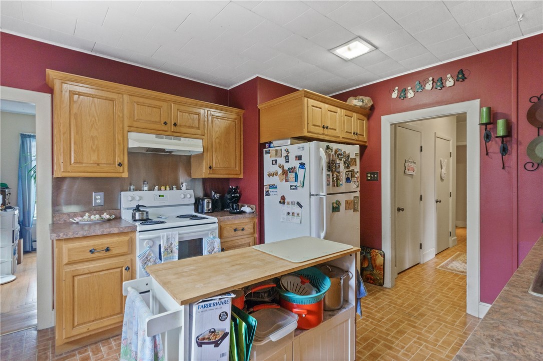 543 Smithfield Road North Smithfield, RI 02896 - Photo 10 of 28