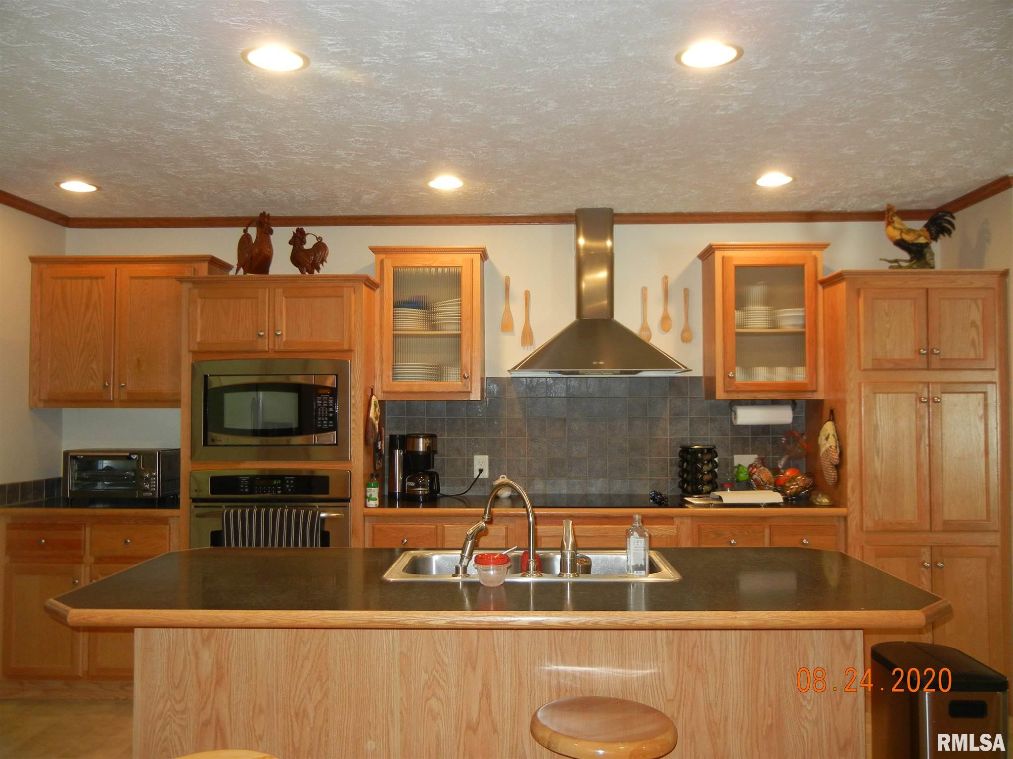 1035 Mohawk Trail Centralia, IL 62801 - Photo 13 of 32 Gallery Image 13