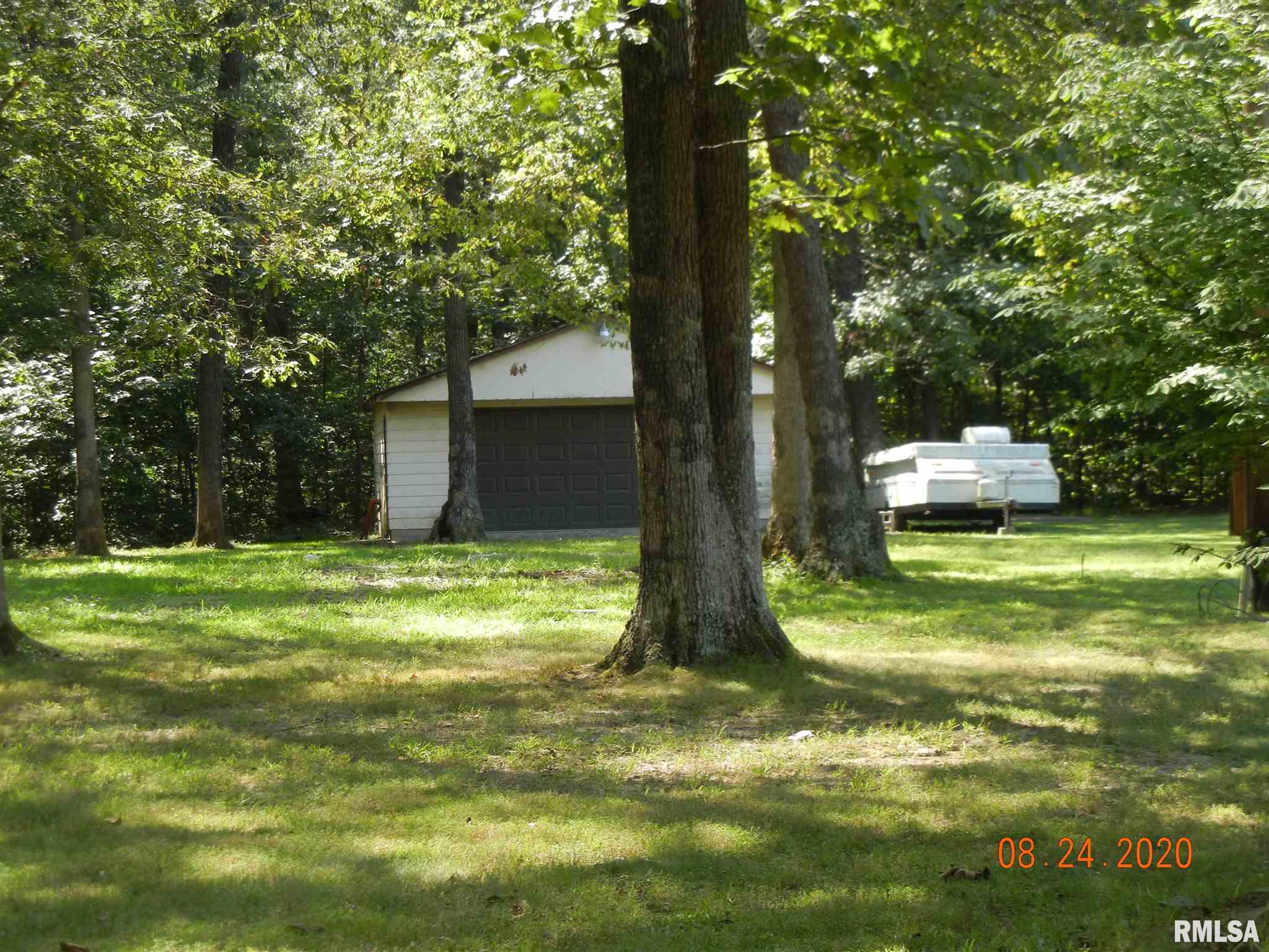 1035 Mohawk Trail Centralia, IL 62801 - Photo 7 of 32 Gallery Image 7