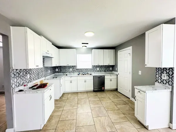 $2,250 | 19939 Arbor Creek Drive, Katy, TX 77449