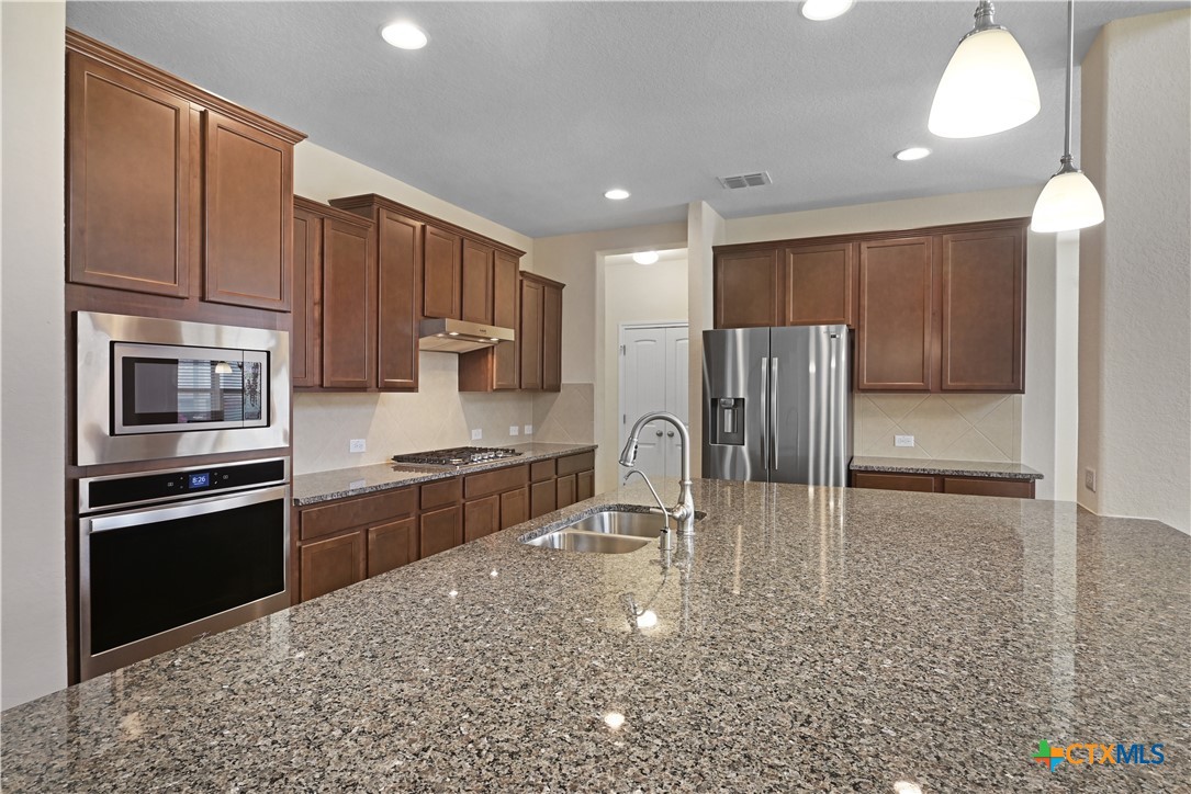 513 Concerto Ct Spring Branch Spring Branch, TX 78070 - Photo 6 of 22
