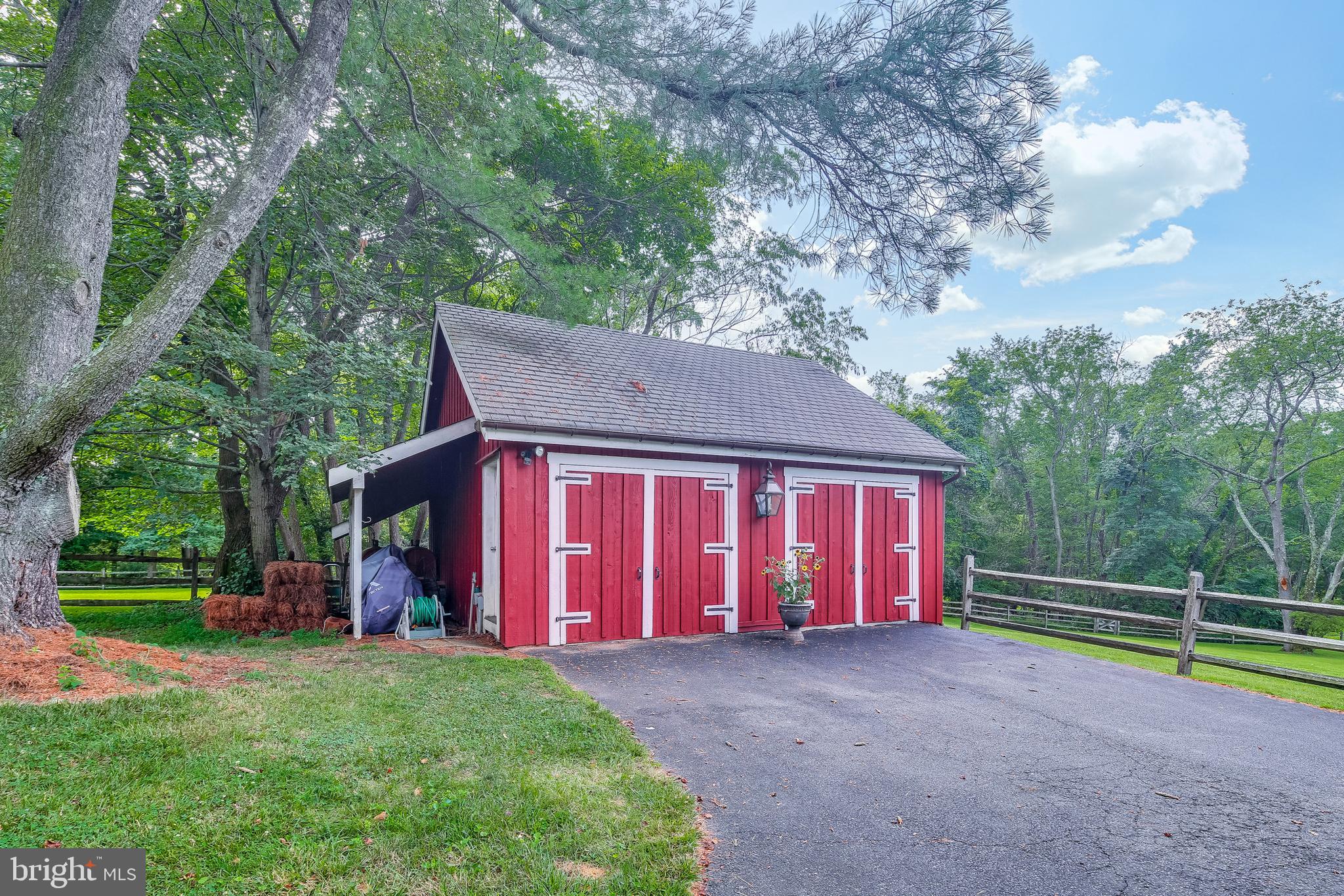 2209 Ridge Road Reisterstown, MD 21136 - Photo 39 of 47 Detached Garage