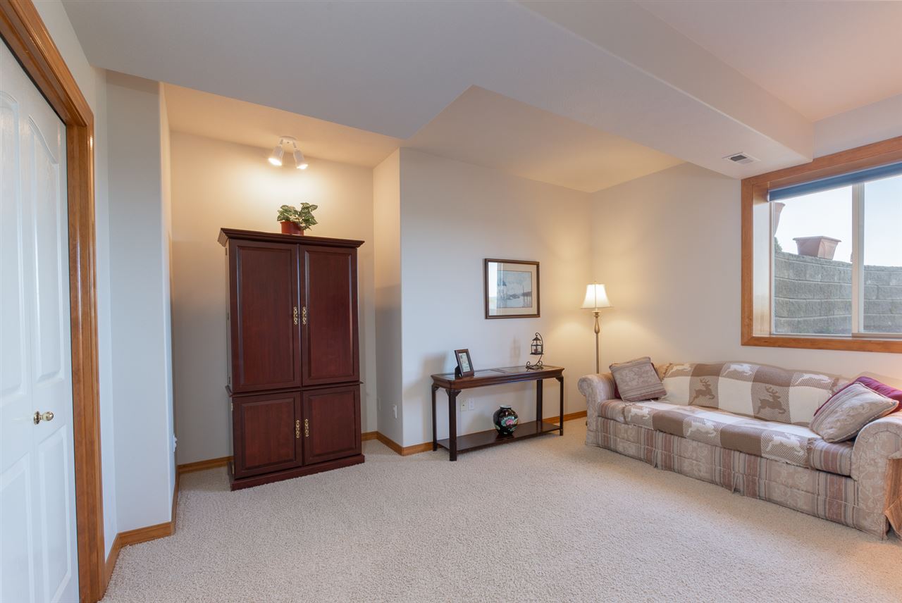 606 East Burk Road Colbert, WA 99005 - Photo 15 of 20